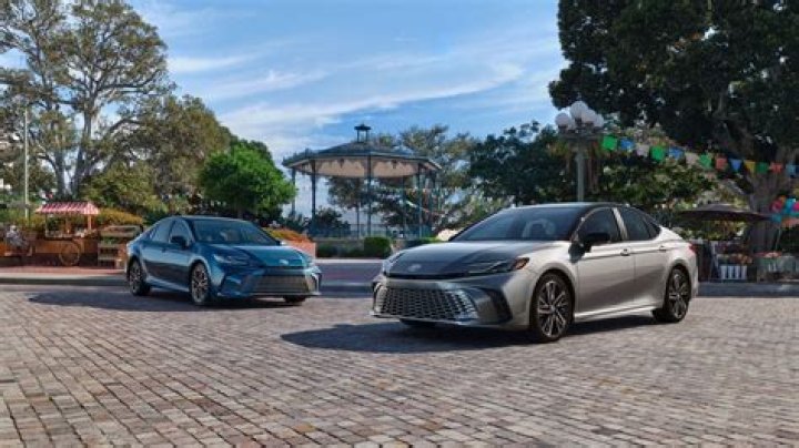 Are hybrid cars fully tax deductible?