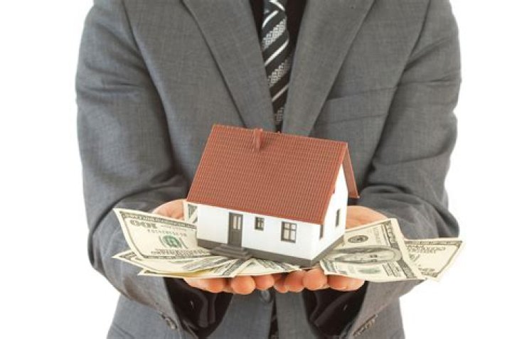 Are real estate option payments taxable?