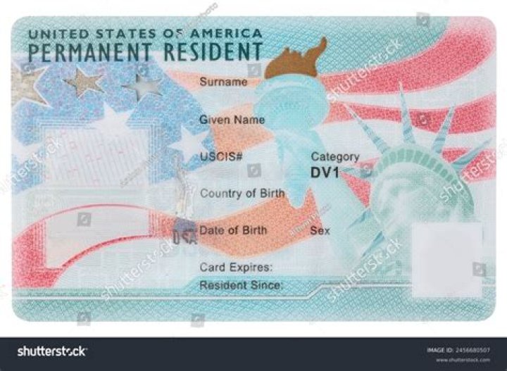Can a UK resident live in the USA?