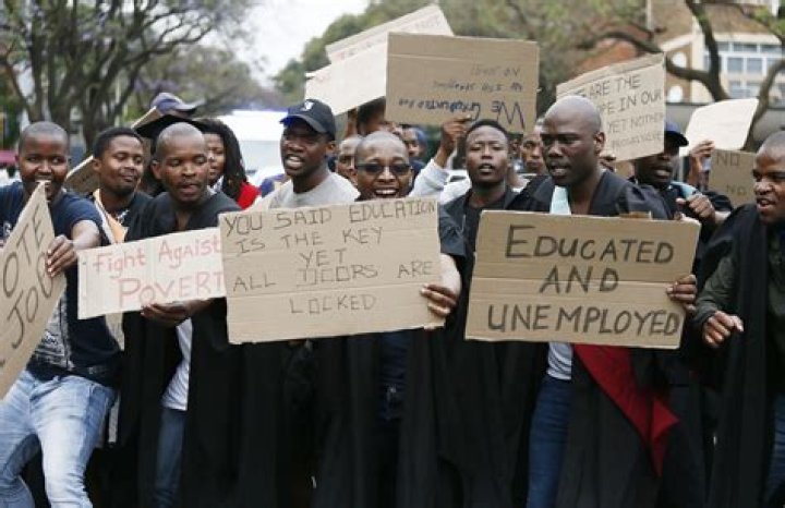 Do IRA distributions count against unemployment?