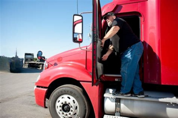 Is there any money in owner operator trucking?